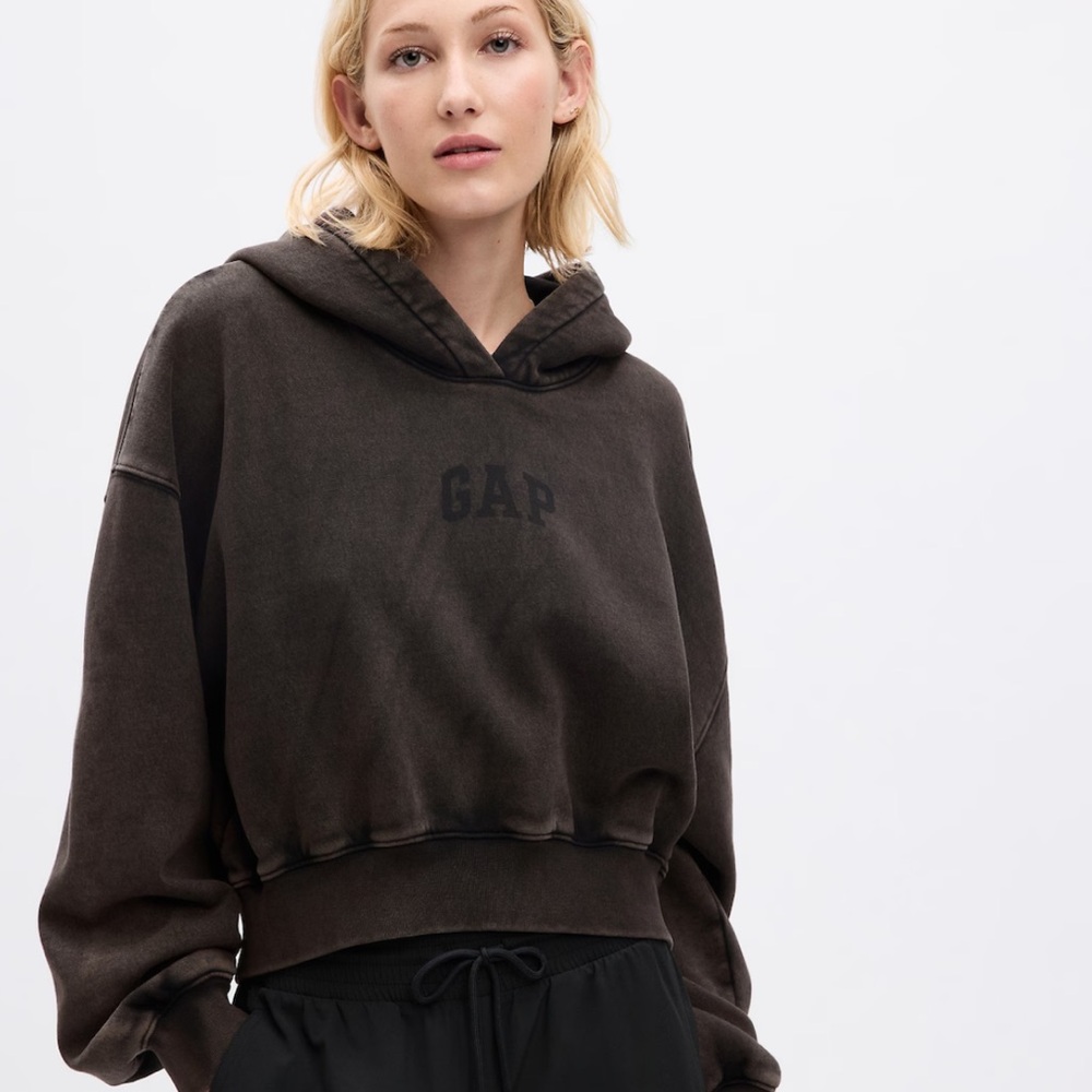 Cropped Grey Gap Hoodie